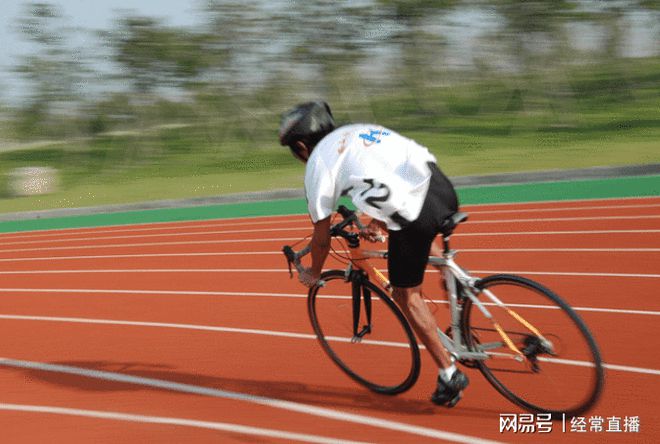 公路车公路车比赛报名软件赛事活动如何杏彩体育登陆在线报名用什么赛事报名系统好(图1)